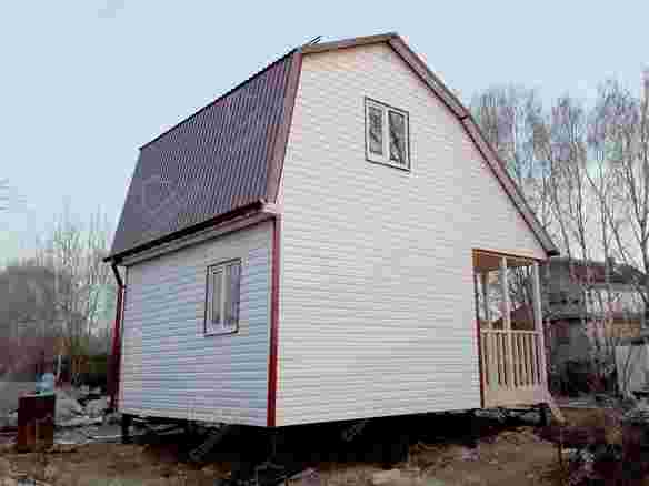 Двухэтажный каркасный дачный дом 6x5 с террасой «Крокус-2» 4